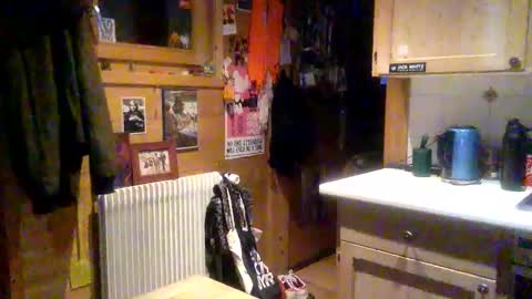 mandalay3 online show from April 15, 10:10 pm