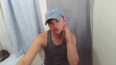 Snapshot of manhattan_men18 chatting on September 12, 7:52 am JM18 online show from September 12, 7:52 am