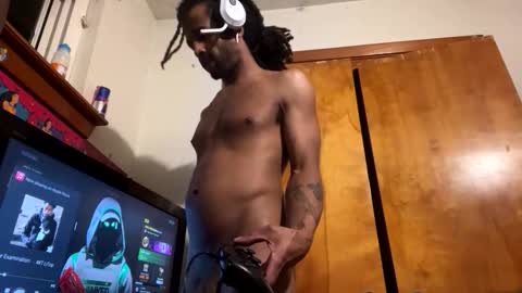 Snapshot of manman504 chatting on October 29, 5:21 am manman504 online show from October 29, 5:21 am