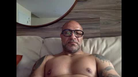 david 77977 online show from May 6, 5:02 pm