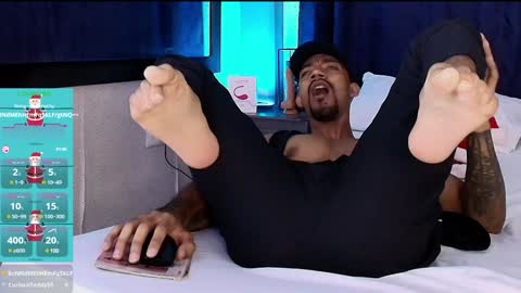 Manolo Hot 1 online show from December 5, 2:44 pm