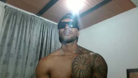 Manolo online show from October 19, 7:06 pm