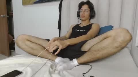 Manuel online show from April 6, 3:36 am