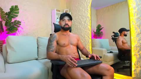 MAOFENIX online show from February 20, 10:15 pm