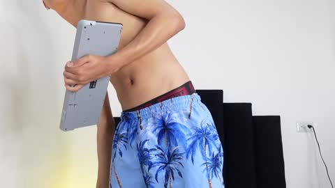 Marco online show from December 13, 2:21 am