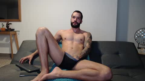 Snapshot of marcoandpolo01 chatting on March 12, 3:02 am Marco  Polo online show from March 12, 3:02 am