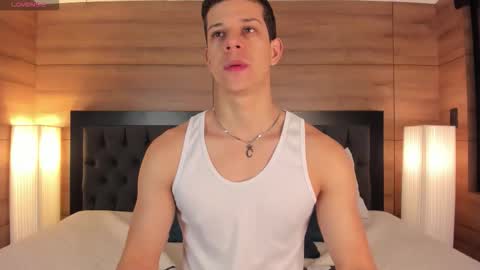 Snapshot of marcosullivan_ chatting on October 3, 11:37 am Marco Sullivan online show from October 3, 11:37 am