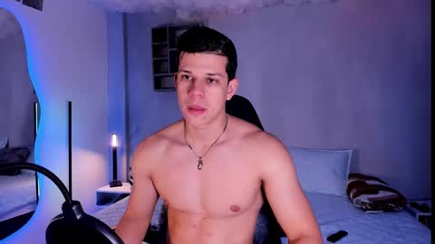 Snapshot of marcosullivan_ chatting on September 29, 10:27 pm Marco Sullivan online show from September 29, 10:27 pm