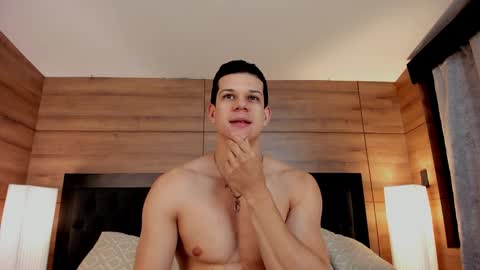 Snapshot of marcosullivan_ chatting on February 17, 11:44 am Marco Sullivan online show from February 17, 11:44 am