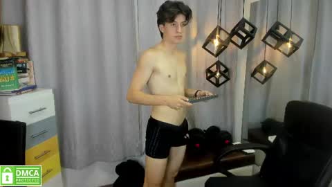 marcoviolet online show from July 14, 8:37 pm