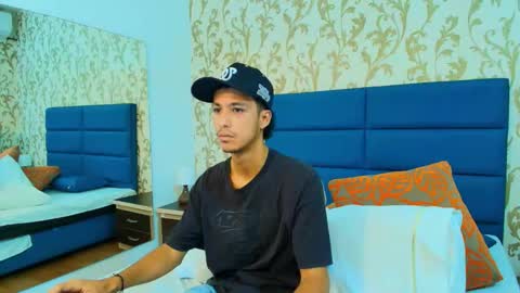 Snapshot of marcus_jeron chatting on October 26, 9:50 pm marcus_jeron online show from October 26, 9:50 pm