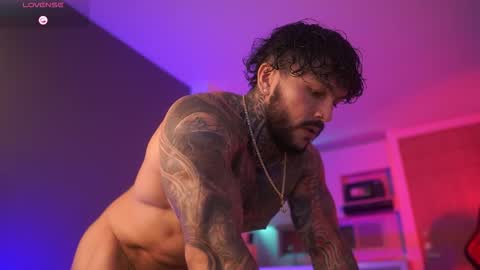 Mariano Costa online show from November 23, 2:33 am