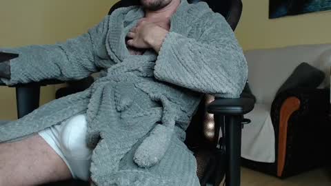 marioslim online show from February 2, 8:57 am