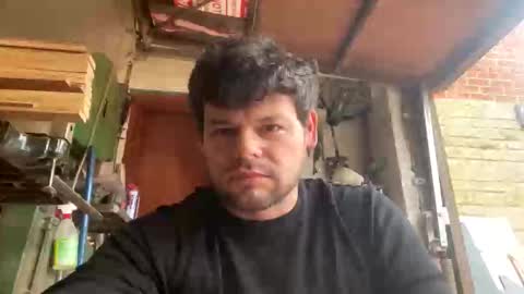 Snapshot of mariov43 chatting on October 17, 10:30 am mariov43 online show from October 17, 10:30 am