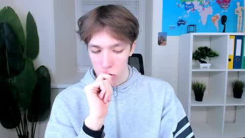 Mark online show from April 11, 2:53 pm