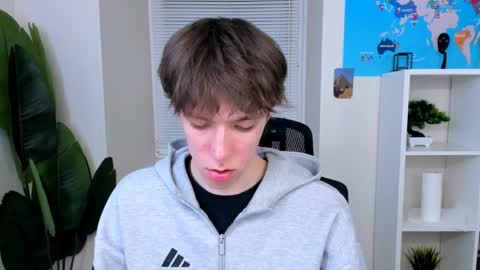 Mark online show from April 3, 2:58 pm