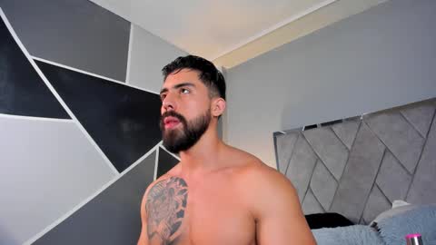 Snapshot of mark_broown_ chatting on March 9, 6:00 pm mark_broown_ online show from March 9, 6:00 pm