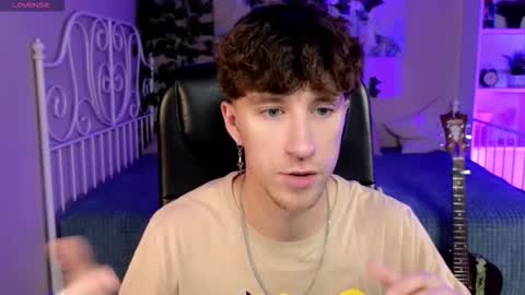 mark_caron online show from September 21, 9:26 pm