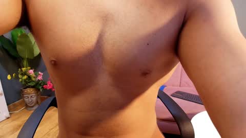 mark_evans1_ online show from December 19, 2:46 pm