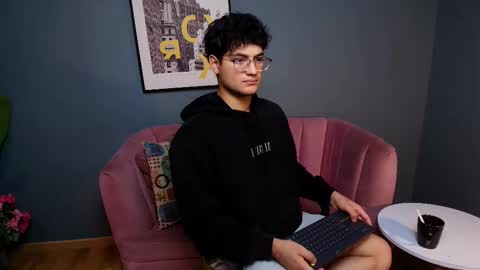 mark_evans1_ online show from March 12, 7:38 pm