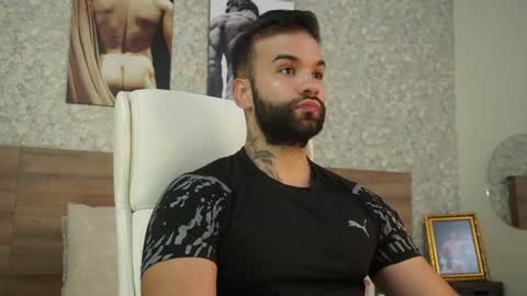 Mark online show from February 17, 9:52 pm