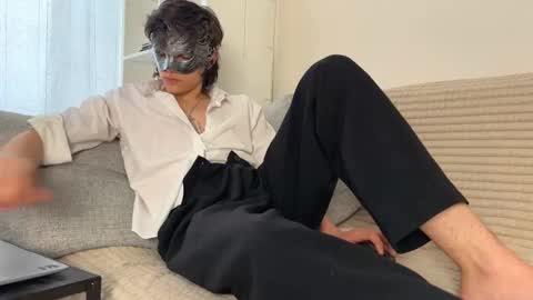 Mark online show from February 16, 9:40 am