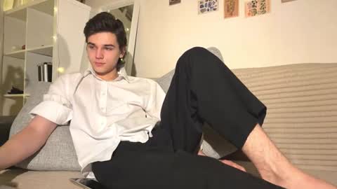 Mark online show from November 29, 3:03 pm