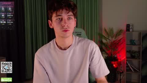 Mark online show from October 27, 12:18 pm