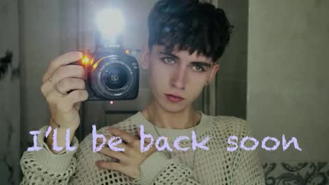 Mark online show from October 6, 7:40 pm