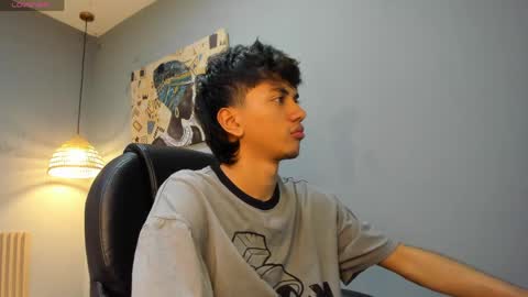 markbowie online show from March 31, 2:41 pm