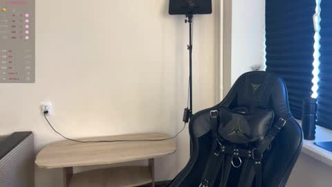 Mark online show from September 13, 12:50 pm