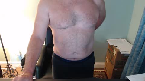 Snapshot of markinwest chatting on October 10, 12:04 am MarkinWest online show from October 10, 12:04 am