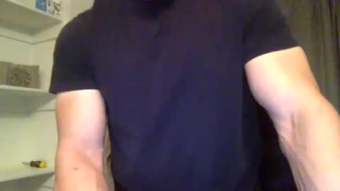 Snapshot of markk702 chatting on March 8, 5:47 am markk702 online show from March 8, 5:47 am