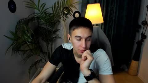 markkullen online show from December 2, 4:21 pm