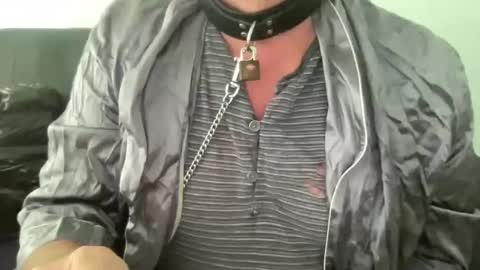 markmodel321 online show from November 8, 6:11 pm