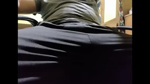 markoanto35 online show from March 2, 4:18 am