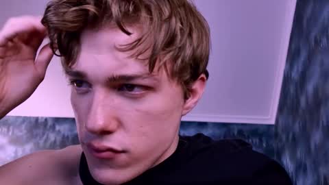 markshot_ online show from November 6, 5:16 pm