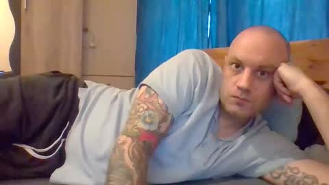 markus_7 online show from October 9, 8:52 am