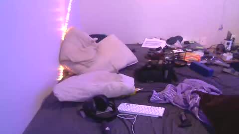 markymark101825061 online show from January 9, 1:02 pm