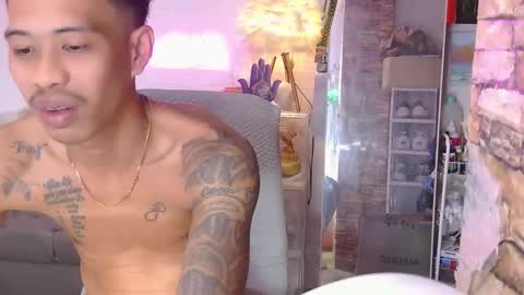 marlmoreno10 online show from March 15, 3:25 am