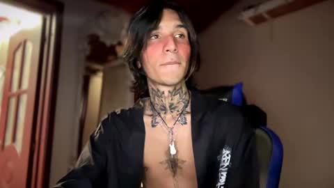   online show from January 26, 9:18 pm