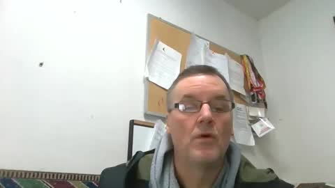 Snapshot of marty1688 chatting on February 12, 11:29 am marty1688 online show from February 12, 11:29 am