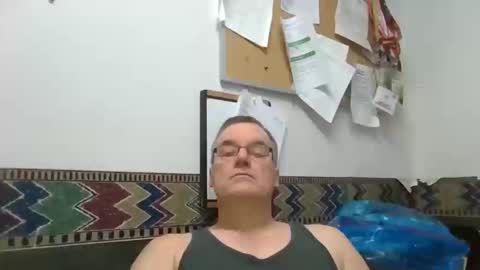 Snapshot of marty1688 chatting on September 17, 11:00 am marty1688 online show from September 17, 11:00 am