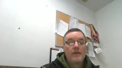 Snapshot of marty1688 chatting on January 6, 11:29 am marty1688 online show from January 6, 11:29 am