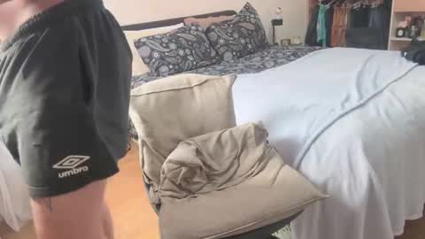 masachusset online show from November 12, 12:33 pm