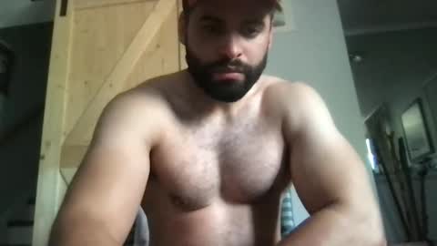 mascbeef95 online show from November 5, 6:10 pm