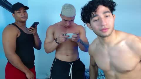 mask_david online show from November 14, 3:46 pm