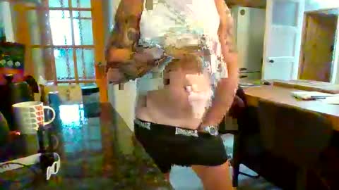 Masked Masturbation Dilf online show from October 10, 9:58 am