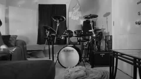 HappyZending online show from March 15, 2:30 am