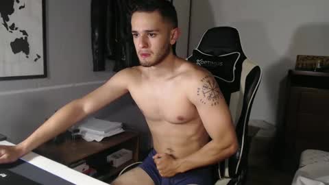 Snapshot of massimo_jiovano chatting on October 11, 11:31 pm massimo online show from October 11, 11:31 pm